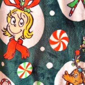 Grinch Green Holiday Throw Blanket